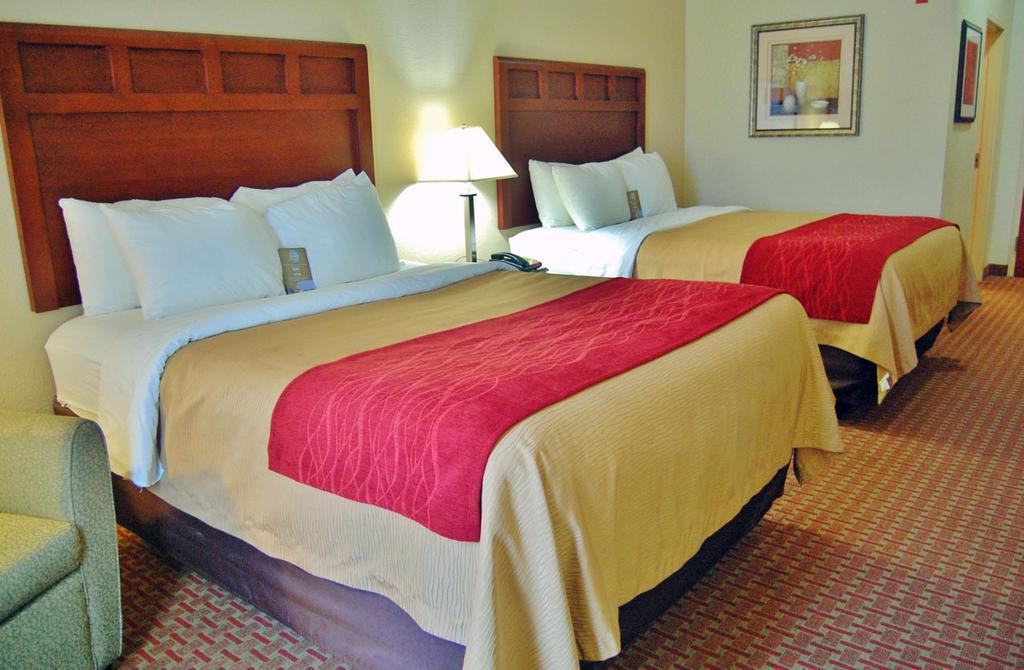 Comfort Inn Powell - Knoxville North Экстерьер фото