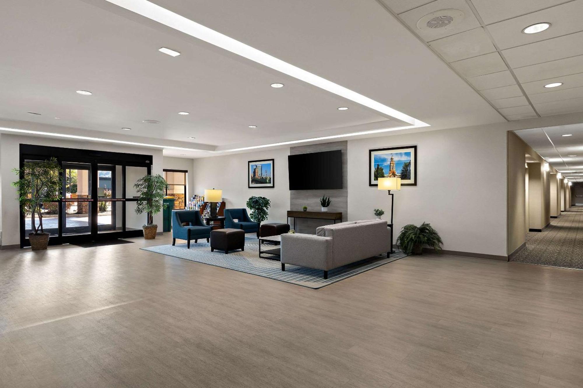 Comfort Inn Powell - Knoxville North Экстерьер фото